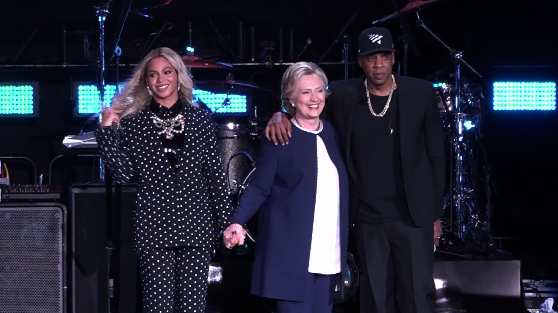 Clinton gets megastar Jay-Z and Beyoncé endorsement
