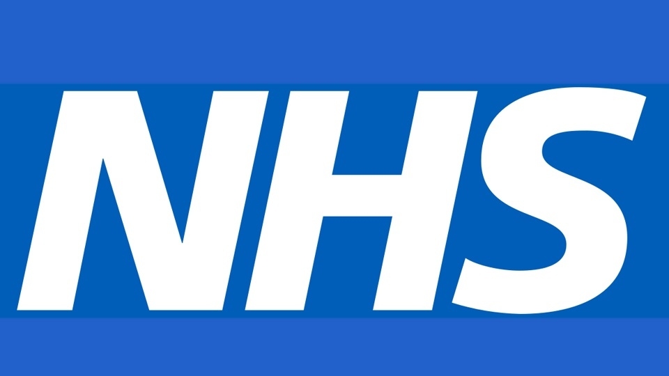 NHS URGES THE USE OF NHS 111 ONLINE